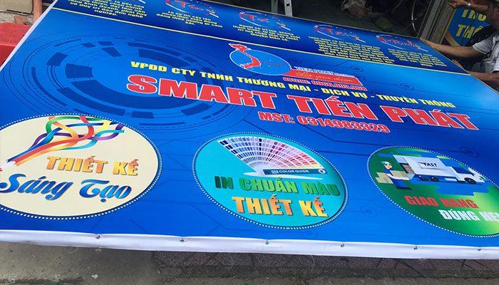 Bảng hiệu bạt Hiflex ngoài trời