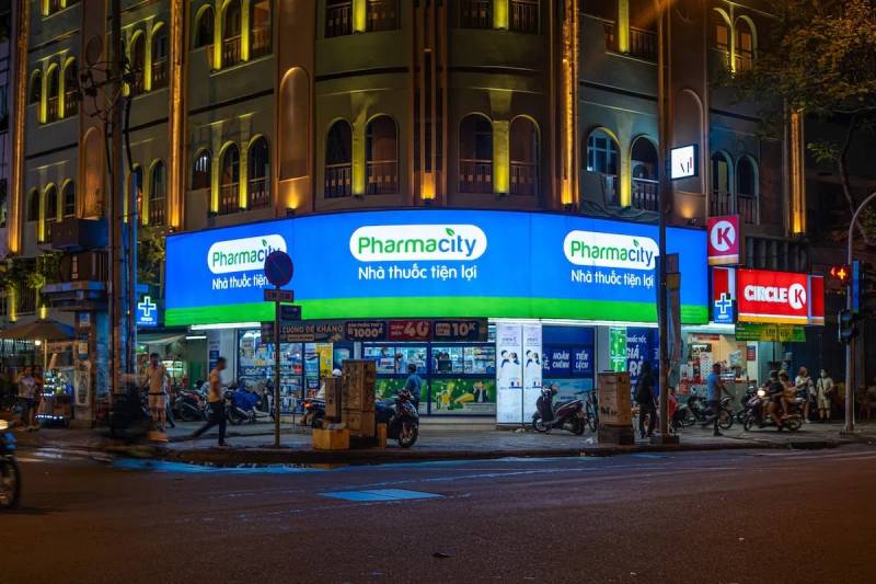 Biển hiệu hộp đèn Pharmaxity