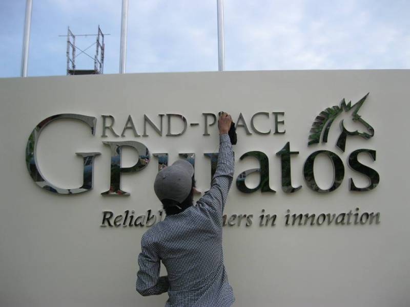 Chữ nổi inox trắng